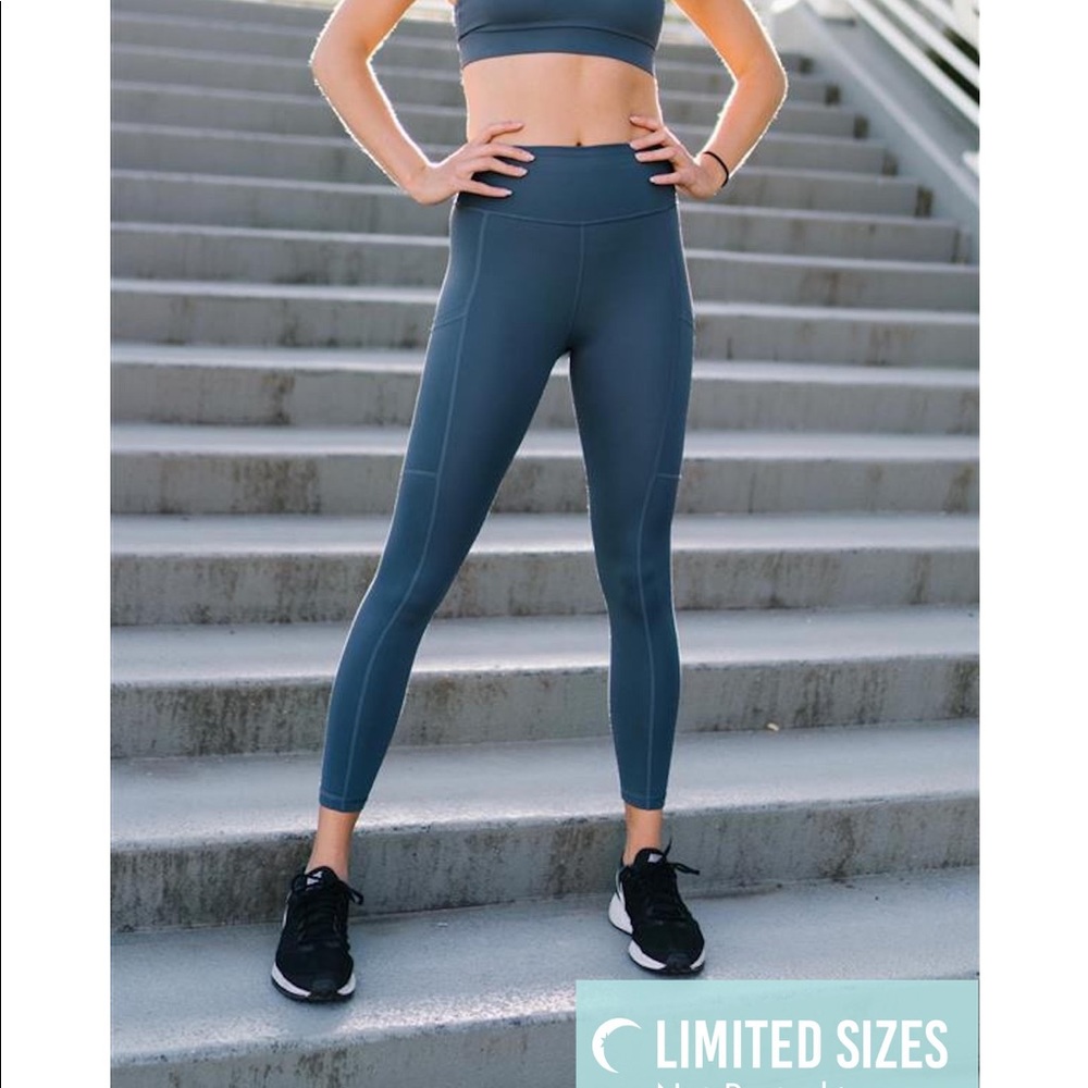 Zyia Hero Blue Slate pocket high rise leggings.